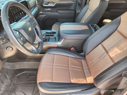 Certified 2024 Chevrolet Silverado 1500 High Country w/ High Country Premium Package image 14