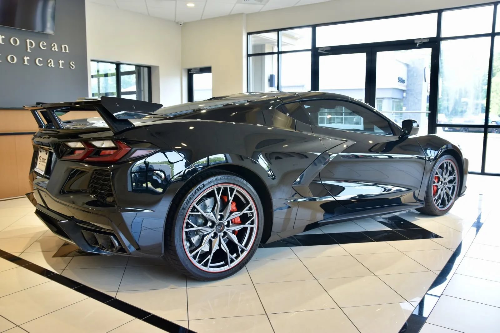 Used 2025 Chevrolet Corvette Stingray Coupe w/ 1LT RWD image 6