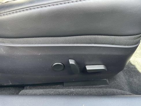 Used 2020 Tesla Model 3 Standard Range Plus image 36