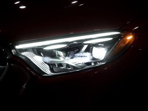 New 2026 Mercedes-Benz GLC 300 4MATIC image 8