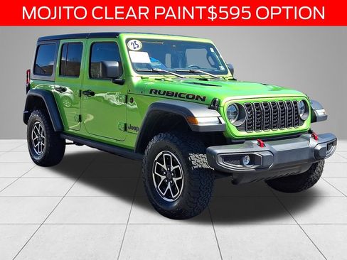 Used 2025 Jeep Wrangler Unlimited Rubicon w/ Safety Group AWD/4WD image 3