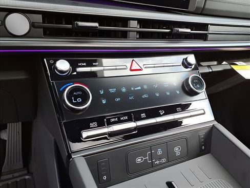 New 2026 Hyundai Santa Fe Calligraphy image 17