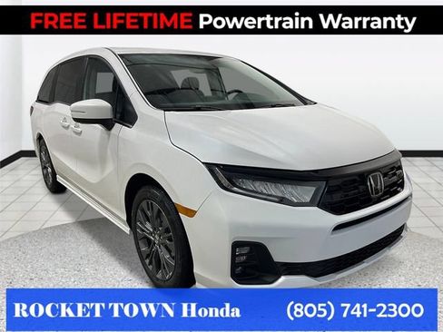 New 2026 Honda Odyssey Touring image 9
