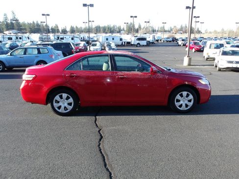 Used 2007 Toyota Camry LE FWD image 6