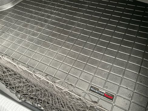 Used 2019 Toyota Avalon Touring image 28