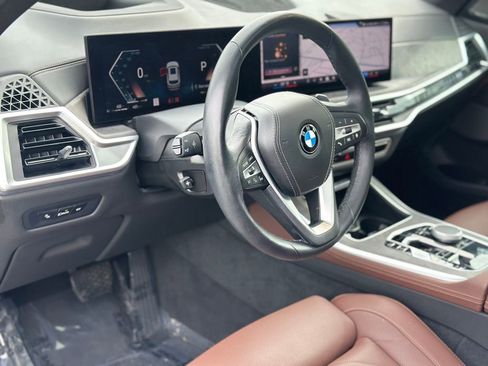 Used 2024 BMW X5 xDrive40i w/ Premium Package AWD/4WD image 13