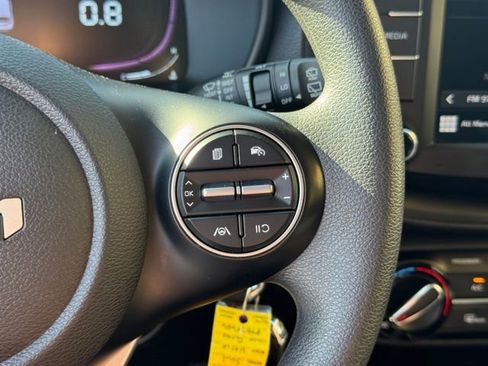 Certified 2023 Kia Soul LX w/ LX Technology Package FWD image 22