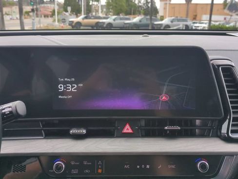Certified 2025 Kia Sportage X-Line w/ Premium Package AWD/4WD image 21