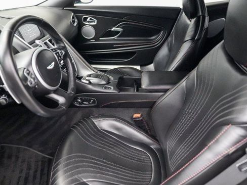Used 2018 Aston Martin DB11 V12 image 24