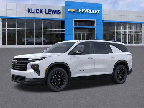 New 2026 Chevrolet Traverse LT w/ Midnight/Sport Edition FWD image 2