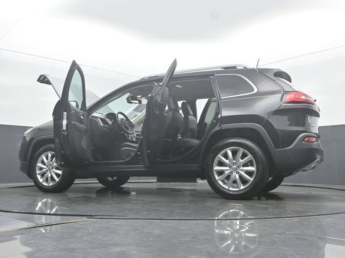 Used 2016 Jeep Cherokee Limited AWD/4WD image 54