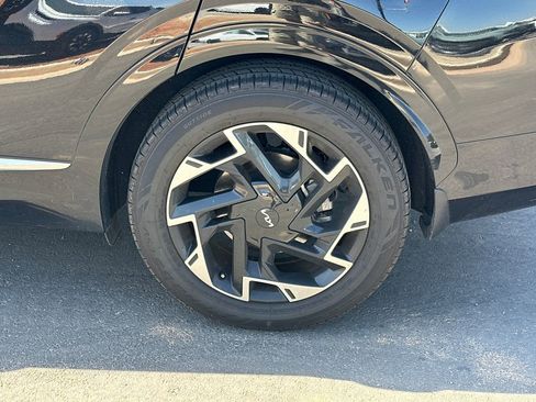 Used 2023 Kia Sportage SX image 19