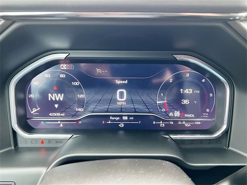 Used 2024 GMC Sierra 2500 AT4 image 14