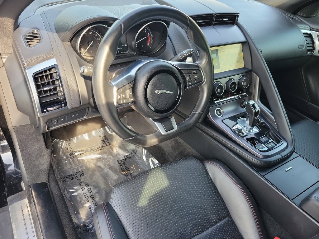 Used 2020 Jaguar F-TYPE Coupe RWD image 17