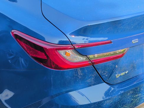 Used 2026 Toyota Camry LE FWD image 7