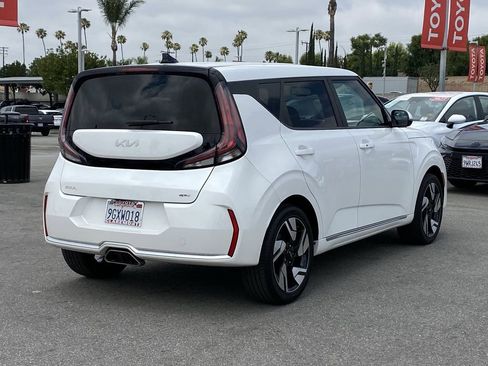 Used 2023 Kia Soul GT-Line FWD image 42