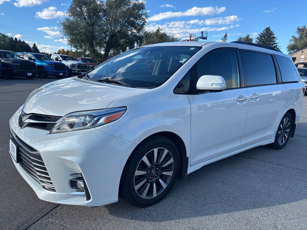 Used 2019 Toyota Sienna Limited Premium FWD image 4