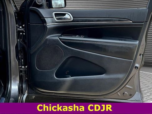 Used 2020 Jeep Grand Cherokee Limited w/ Trailer Tow Group IV image 27