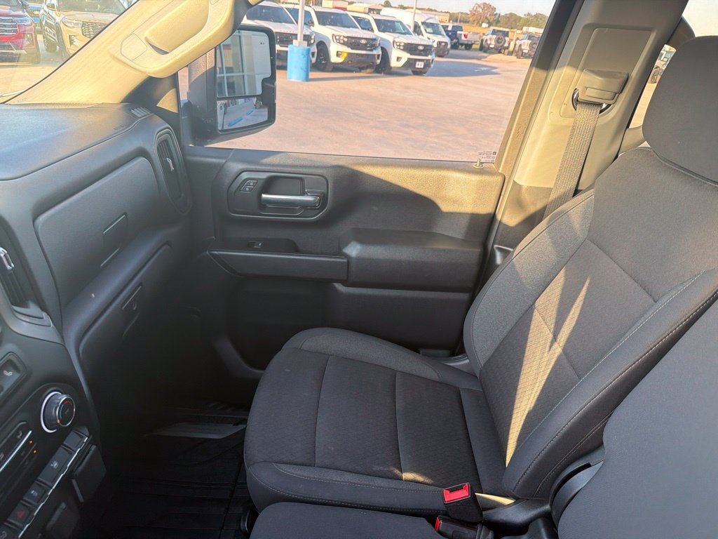 Used 2026 Chevrolet Silverado 2500 Custom AWD/4WD image 27