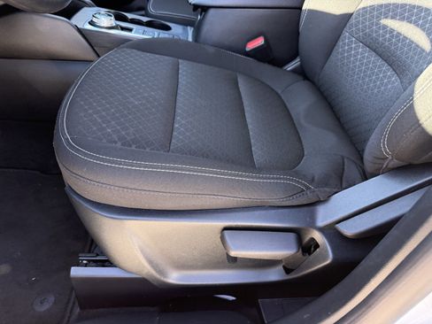 Used 2025 Ford Escape Active image 28