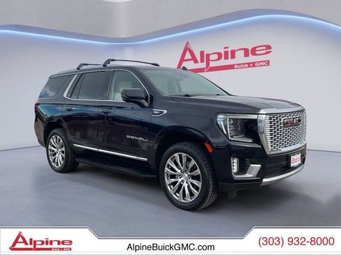 Used 2023 GMC Yukon Denali w/ Advanced Technology Package image 7
