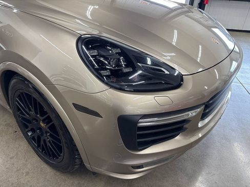 Used 2016 Porsche Cayenne GTS AWD/4WD image 25