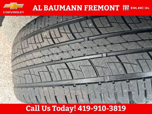 Used 2012 GMC Acadia SLT AWD/4WD image 28