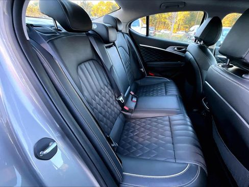 Used 2020 Genesis G70 2.0T w/ Prestige Package image 19