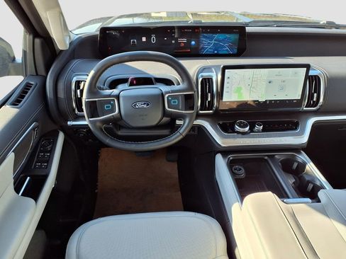 New 2026 Ford Expedition Max Platinum AWD/4WD image 11