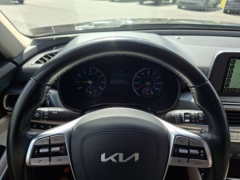 Used 2022 Kia Telluride S AWD/4WD image 19