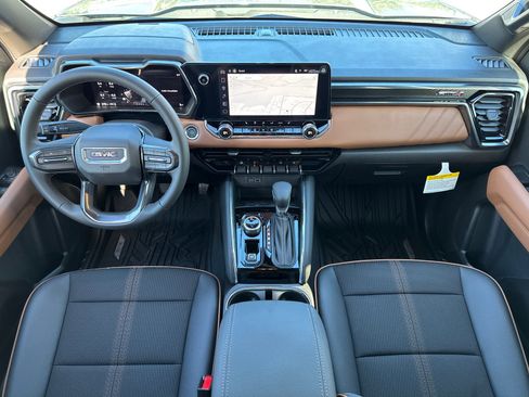 New 2026 GMC Canyon AT4 AWD/4WD image 19