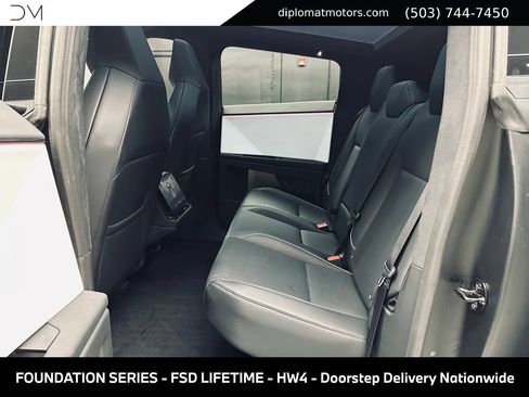 Used 2024 Tesla Cybertruck Cyberbeast AWD/4WD image 22