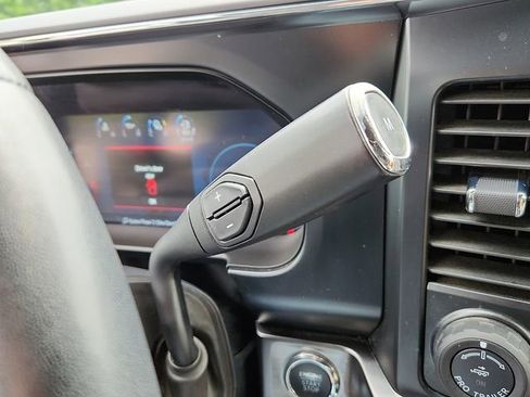 Used 2024 Ford F250 Lariat w/ Lariat Ultimate Package AWD/4WD image 14