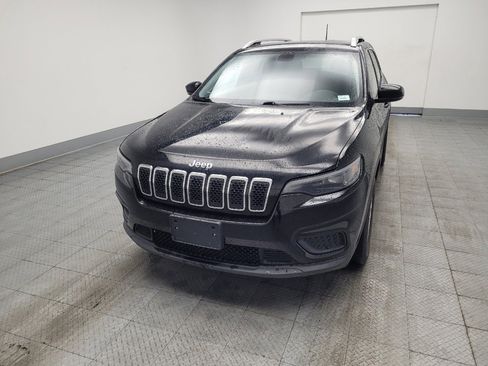 Used 2020 Jeep Cherokee Latitude FWD image 15