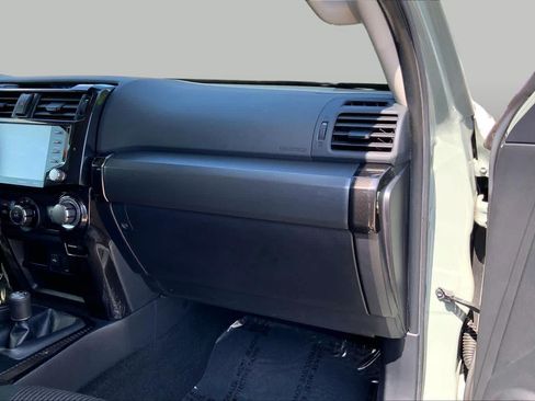 Used 2023 Toyota 4Runner TRD Off-Road AWD/4WD image 18