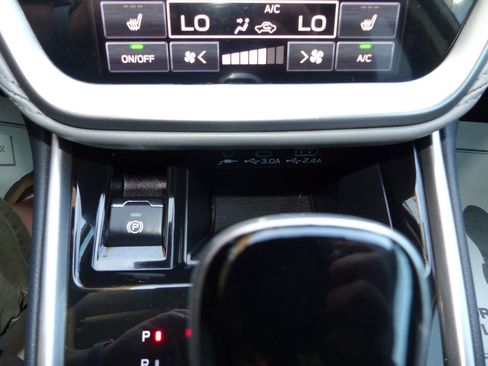 Used 2024 Subaru Outback Premium AWD/4WD image 53