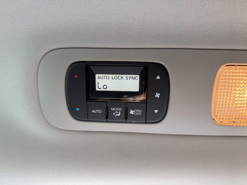 Used 2026 Honda Odyssey Elite image 17