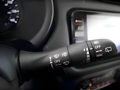 Used 2021 Nissan Kicks SR w/ SR Premium Package FWD image 9