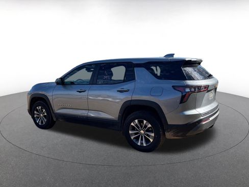 Used 2025 Chevrolet Equinox LT image 10