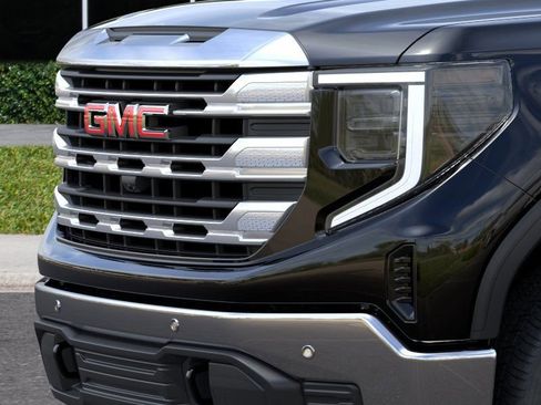 New 2026 GMC Sierra 1500 SLE w/ Preferred Package AWD/4WD image 13