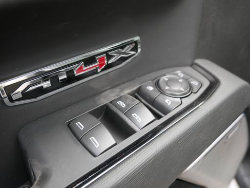 New 2026 GMC Sierra 1500 AT4X w/ LPO, Black Badging Package AWD/4WD image 16