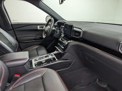 Certified 2023 Ford Explorer ST-Line AWD/4WD image 43
