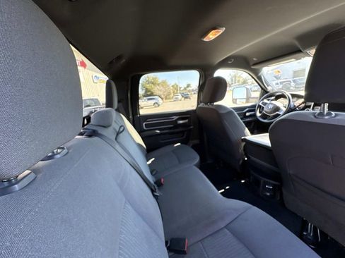 Used 2024 RAM 2500 Big Horn image 17