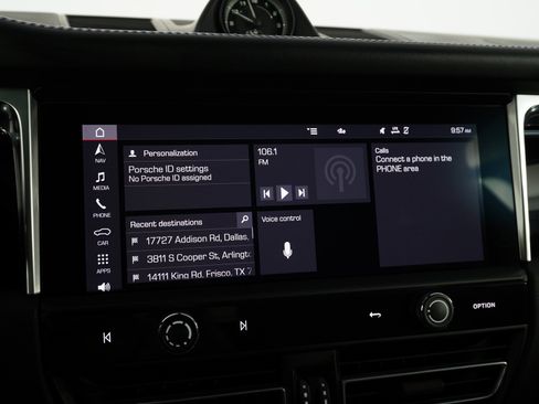 Used 2024 Porsche Macan image 24