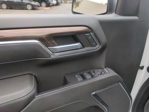 Used 2022 Chevrolet Silverado 1500 LT w/ Protection Package image 23