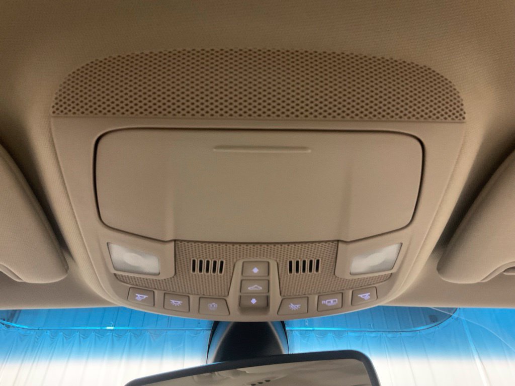 Used 2019 Lincoln MKZ Reserve FWD image 28