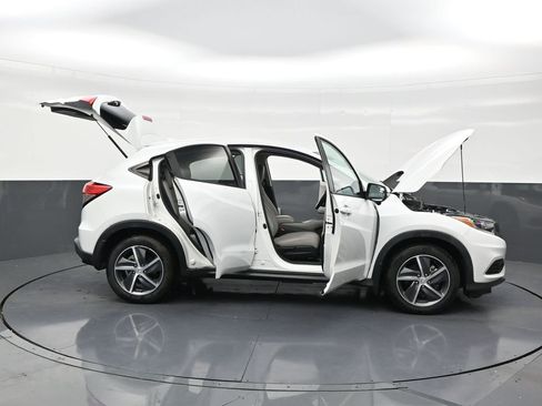 Used 2021 Honda HR-V EX-L image 30