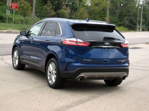 Used 2020 Ford Edge Titanium AWD/4WD image 12