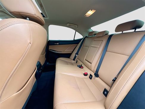 Used 2014 Lexus IS 250 image 23