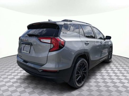 Used 2023 GMC Terrain SLE w/ Driver Convenience Package FWD image 3